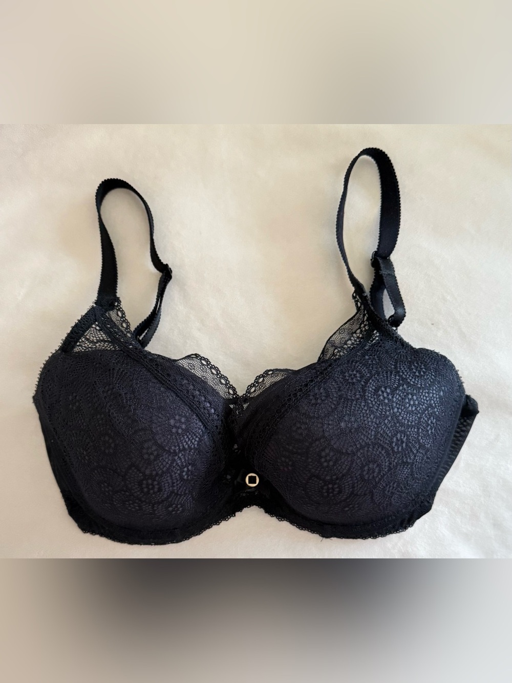 Chantelle bra